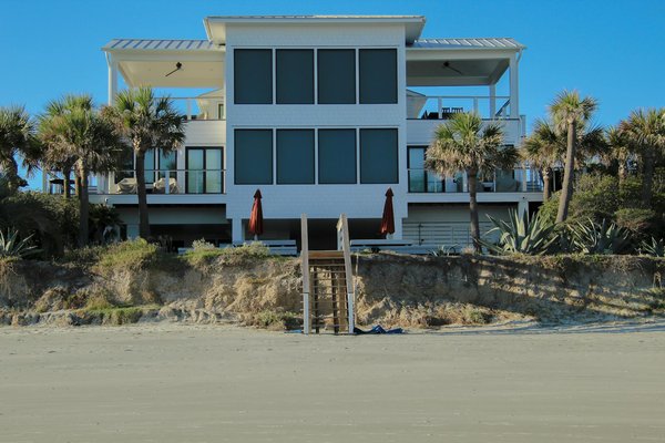 Location voiture figari aéroport : votre escapade en corse !